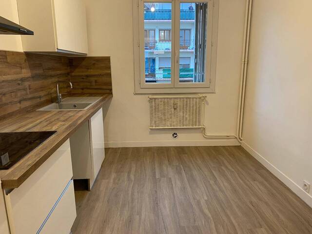 Location appartement 3 pièces 65.79 m² à Aubenas (07200)