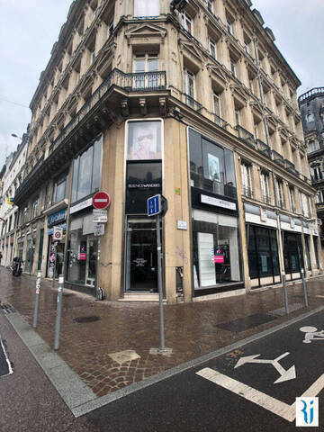 Location local commercial à Rouen (76000)