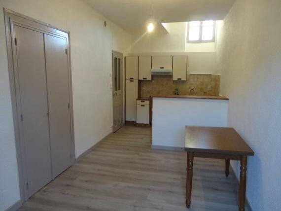 Location Appartement 2 pièces 39.78 m² Les Vans (07140) 4