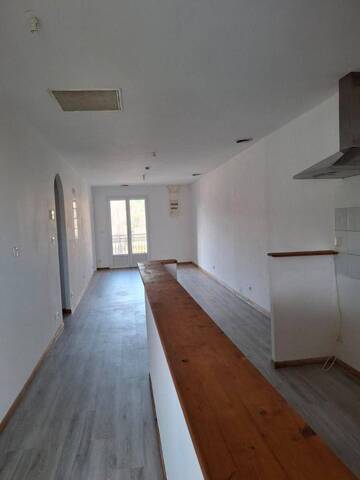Location appartement rénové 4 pièces 71.2 m² à Saint-Paul-le-Jeune (07460) 4