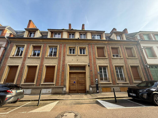 Location Appartement 1 pièce 47.4 m² Évreux (27000)