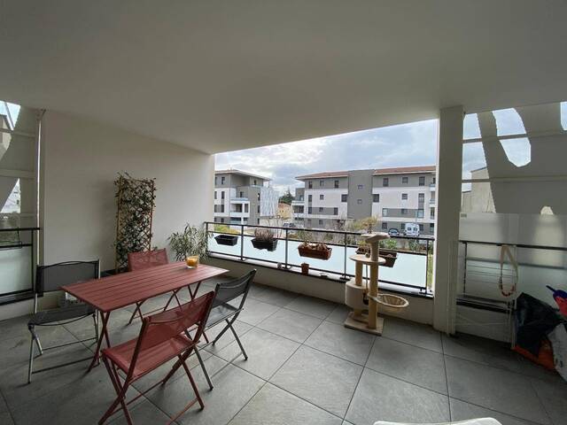 Location appartement récent 2 pièces 48.96 m² à Valence (26000)