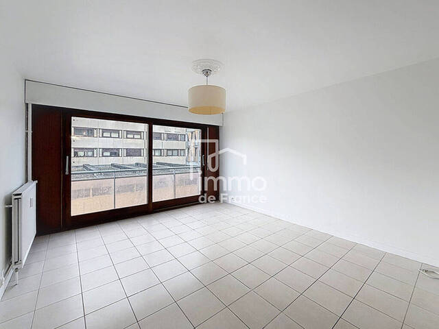 Vente Appartement 5 pièces 101.02 m² Oyonnax (01100)