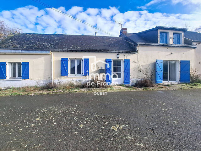 Location maison 4 pièces 76 m² à Saint-Pierre-sur-Orthe (53160)
