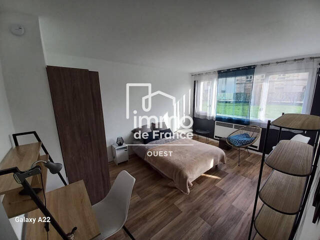 Location appartement 1 pièce 27.09 m² à La Roche-sur-Yon (85000)