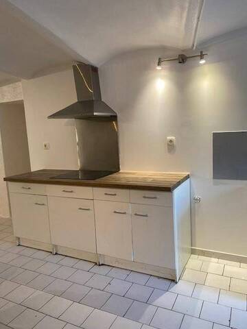 Location appartement rénové 2 pièces 40.78 m² à Livron-sur-Drôme (26250)