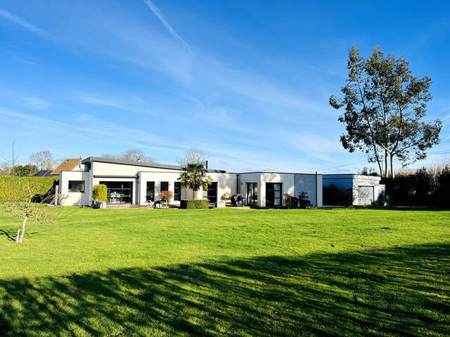 Acheter Maison 5 pièces 176 m² Pont-l'Évêque (14130)