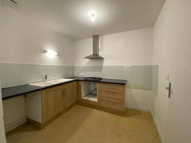 Location appartement rénové 6 pièces 114.24 m² à Bourg-de-Péage (26300) 4