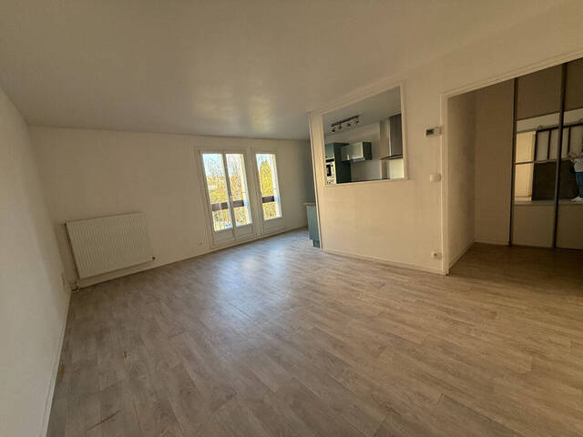 Location Appartement 2 pièces 47.12 m² Évreux (27000)