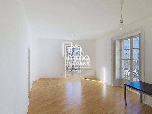 Location appartement 1 pièce 32.9 m² à Nantes (44000)