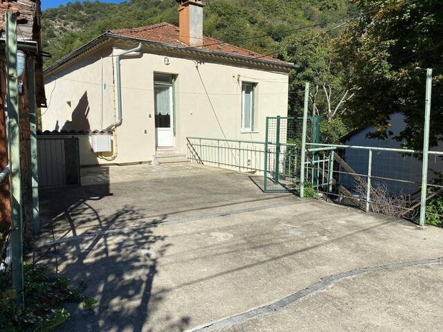 Location appartement 3 pièces 57.15 m² à Vals-les-Bains (07600)