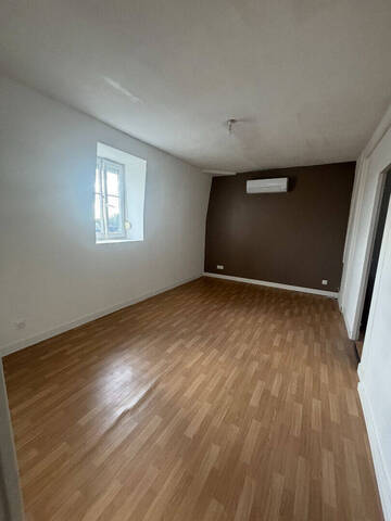 Location Appartement 2 pièces 35.2 m² Saint-Pierre-du-Vauvray (27430)