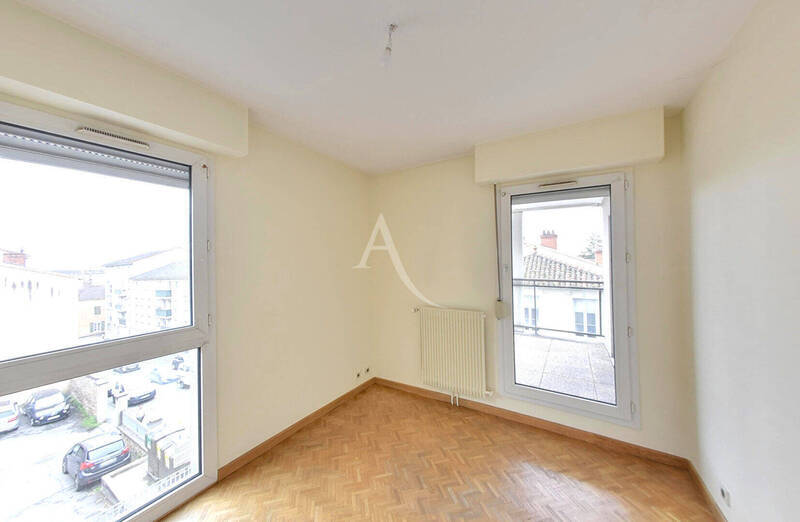 Buy apartment appartement 3 rooms 74 m² in Mâcon 71000