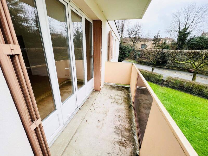 Rent apartment appartement 29.18 m² in Mâcon 71000 - 338 €