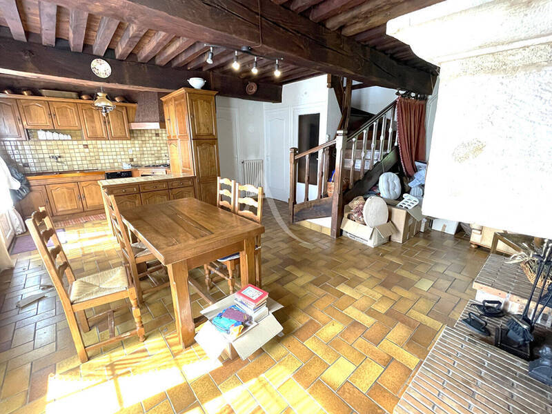 Buy house maison 6 rooms 119 m² in Hurigny 71870