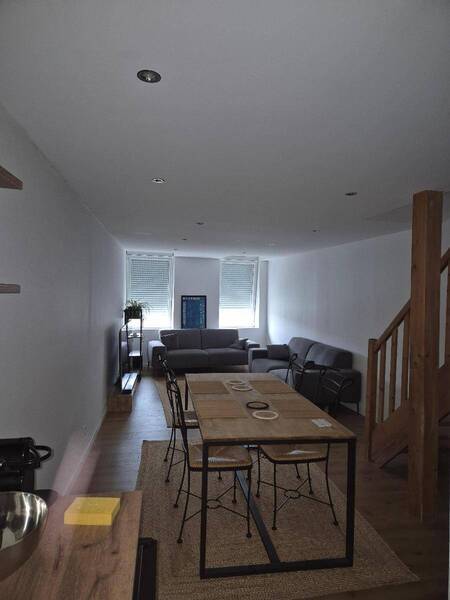 Rent apartment appartement rénové 4 rooms 92.07 m² in Saint-Laurent-sur-Saône 01750 5 - 910 €