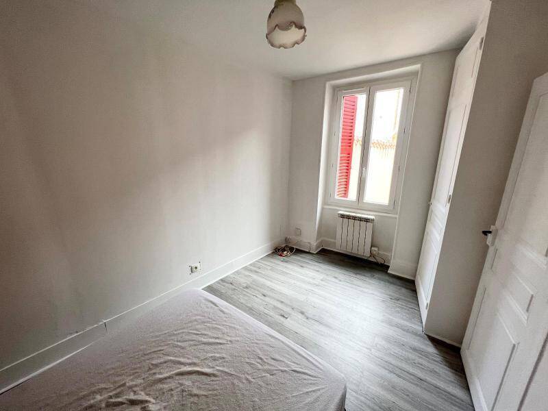 Rent apartment appartement 2 rooms 22.76 m² in Mâcon 71000 5 - 380 €