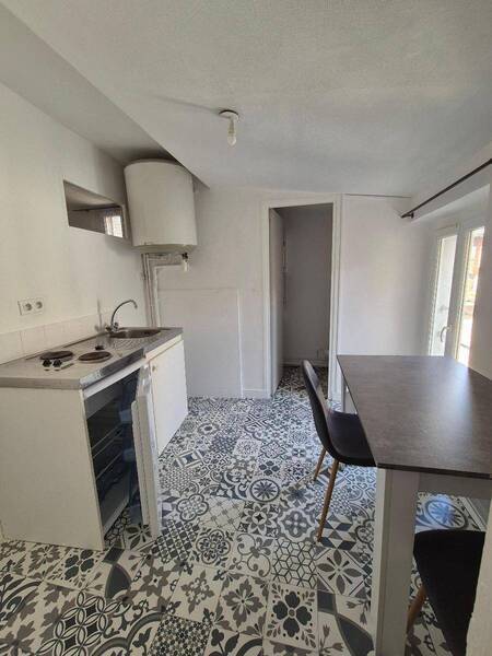 Rent apartment appartement rénové 1 room 23.34 m² in Mâcon 71000 4 - 380 €