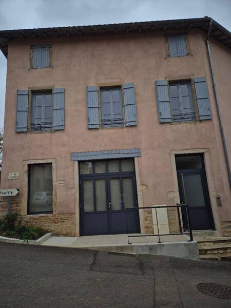 Location appartement 3 pièces 60 m² à Solutré-Pouilly 71960 - 705 €