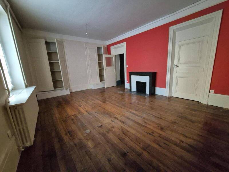 Location appartement 5 pièces 160 m² à Mâcon 71000 4 - 900 €