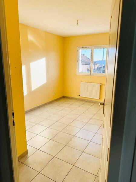 Location maison 4 pièces 86.01 m² à Azé 71260 - 850 €