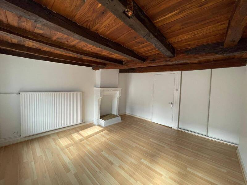 Location appartement rénové 5 pièces 97.68 m² à Mâcon 71000 4 - 830 €