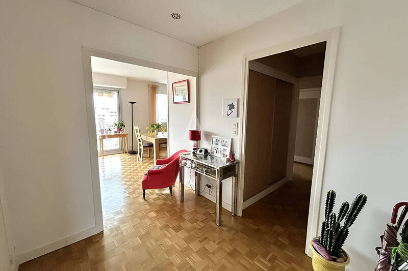 Vente appartement 5 pièces 96.94 m² à Mâcon 71000