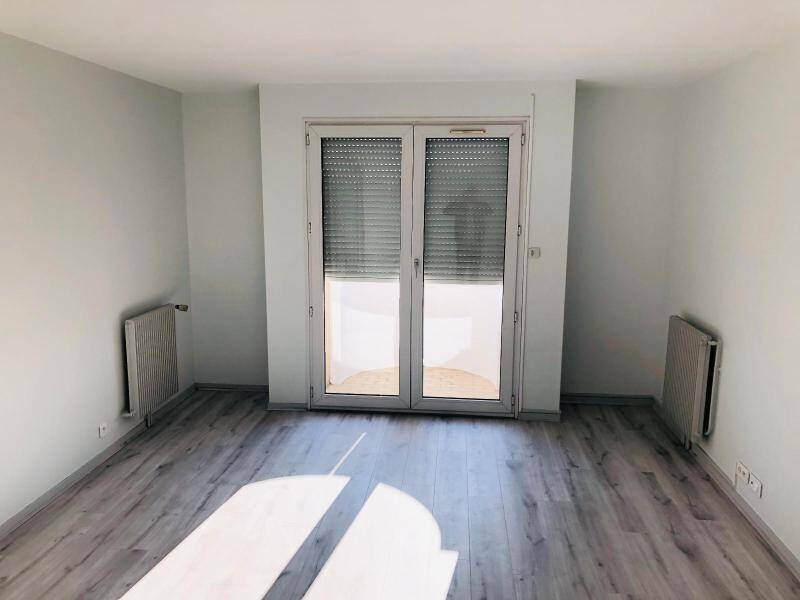 Location appartement rénové 2 pièces 52.32 m² à Mâcon 71000 5 - 725 €