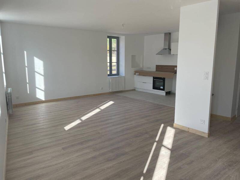 Location appartement 4 pièces 75.35 m² à Solutré-Pouilly 71960 5 - 780 €