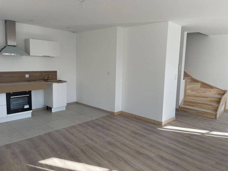 Location appartement 4 pièces 75.35 m² à Solutré-Pouilly 71960 5 - 780 €