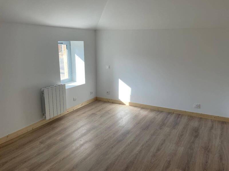 Location appartement 4 pièces 75.35 m² à Solutré-Pouilly 71960 5 - 780 €