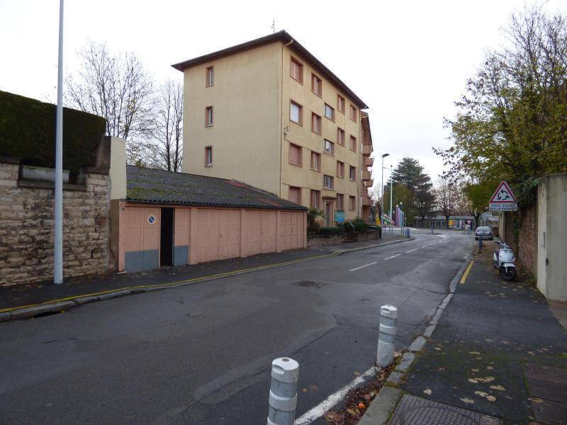 Location garage - parking garage / box à Mâcon 71000 - 60 €