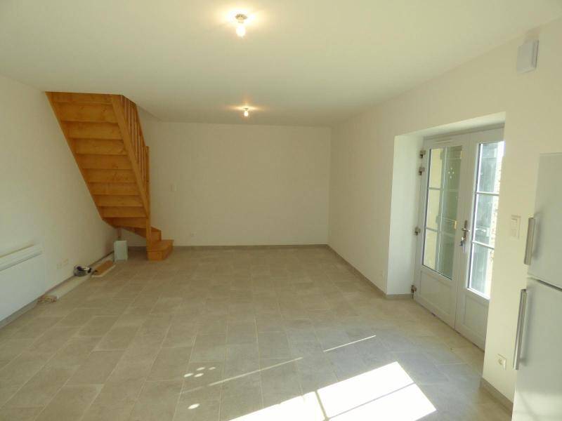 Location appartement rénové 3 pièces 65.18 m² à Charnay-lès-Mâcon 71850 5 - 730 €