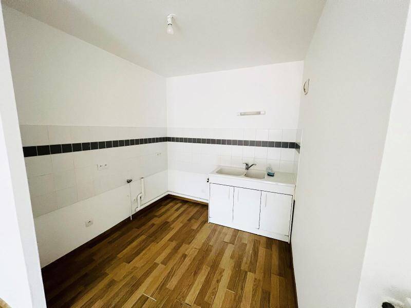 Location appartement 2 pièces 57.3 m² à Saint-Laurent-sur-Saône 01750 5 - 525 €