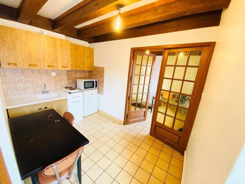 Rent apartment appartement 1 room 21.95 m² in Mâcon 71000 4 - 350 €