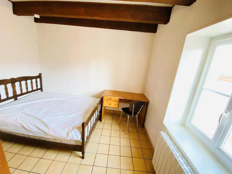 Rent apartment appartement 1 room 21.95 m² in Mâcon 71000 4 - 350 €