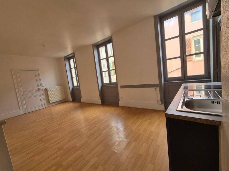 Rent apartment appartement 2 rooms 54.9 m² in Mâcon 71000 4 - 460 €