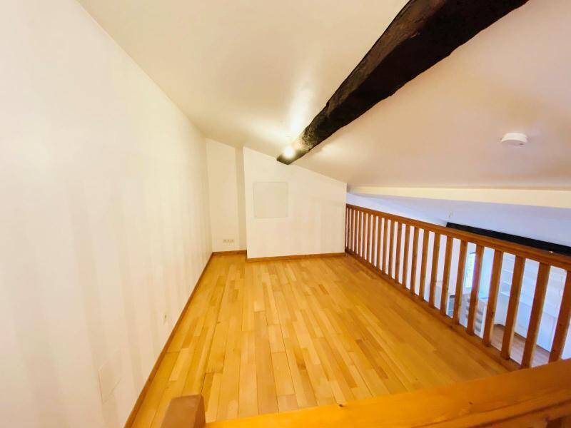 Rent apartment appartement 2 rooms 52.21 m² in Mâcon 71000 4 - 425 €