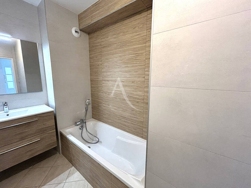 Vente appartement 3 pièces 70.35 m² à Mâcon 71000 Est/Sud