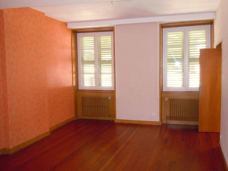 Location appartement 4 pièces 165 m² à Pont-de-Vaux 01190 4 - 740 €