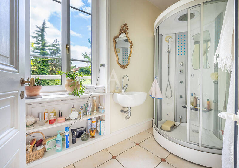 Vente maison demeure de prestige 8 pièces 200 m² à Mâcon 71000