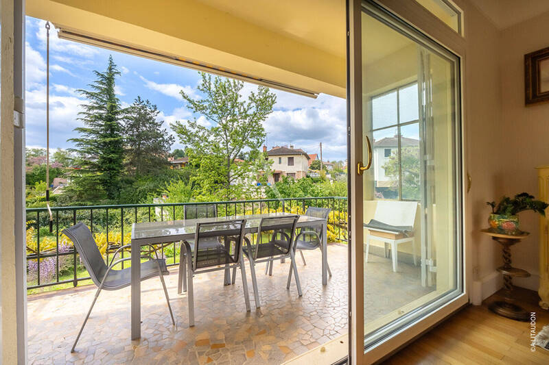 Vente maison demeure de prestige 8 pièces 200 m² à Mâcon 71000