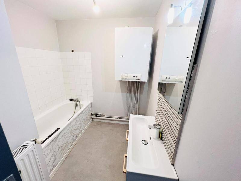 Location appartement rénové 4 pièces 72.05 m² à Mâcon 71000 4 - 636 €