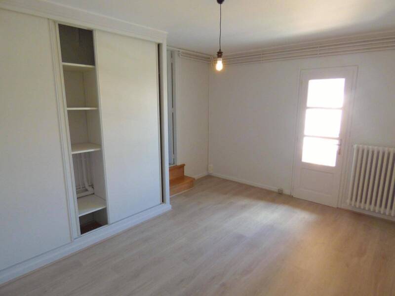 Location appartement 3 pièces 71 m² à Charnay-lès-Mâcon 71850 4 - 710 €
