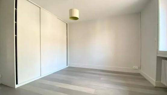 Location appartement 3 pièces 71 m² à Charnay-lès-Mâcon 71850 4 - 710 €