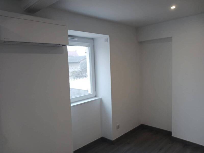 Location appartement rénové 3 pièces 53 m² à Viré 71260 6 - 660 €