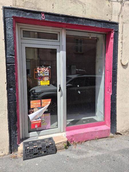 Location local boutique à Mâcon 71000 540 €