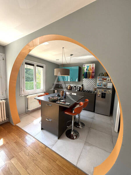 Vente maison 4 pièces 109.9 m² à Mâcon 71000