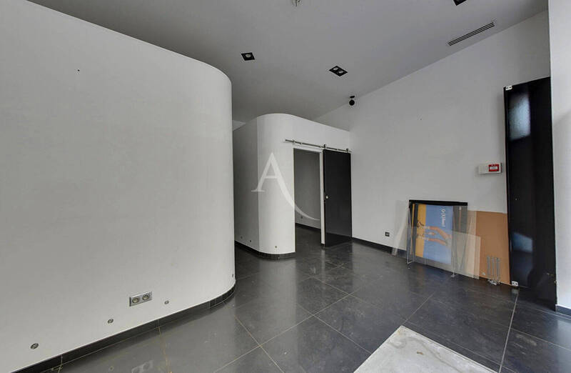 Vente local commercial à Mâcon 71000 69 500 €