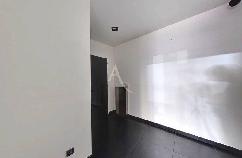 Vente local commercial à Mâcon 71000 69 500 €